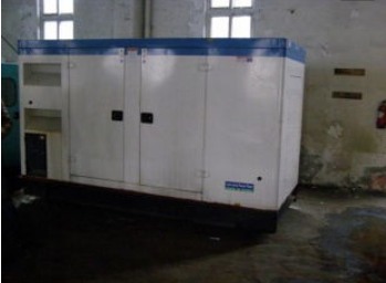 井陉矿康明斯150kw大型柴油二手发电机组 井陉矿康明斯150kw大型柴油二手发电机组